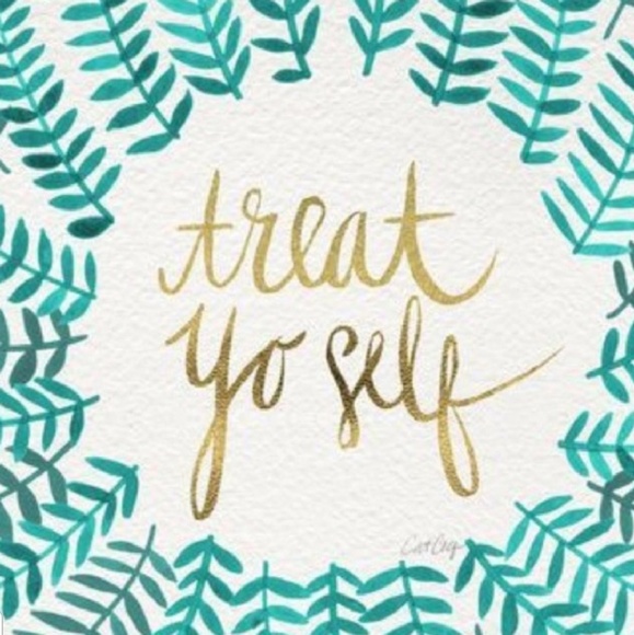 Meet your Posher, Ms. Sunni - Picture 3 of 8